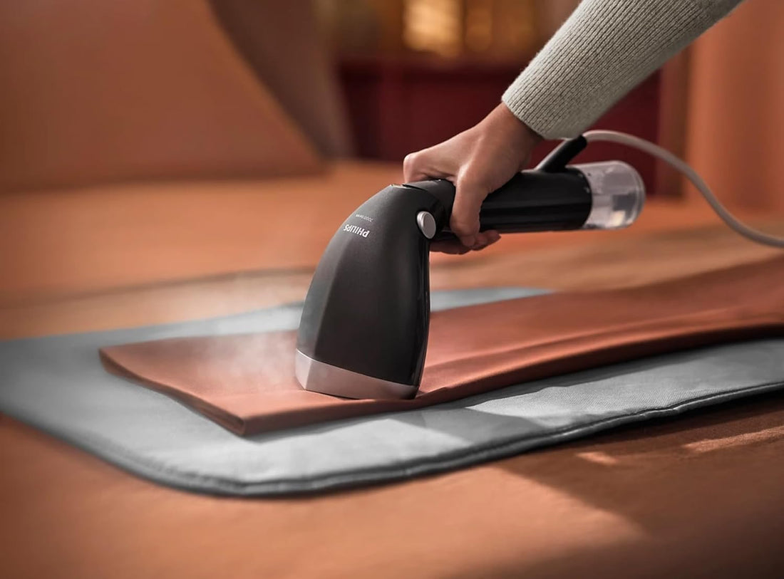 Philips 7000 Series Professional Garment Steamer – 1500W Handheld Steam Iron (STH7040/80)